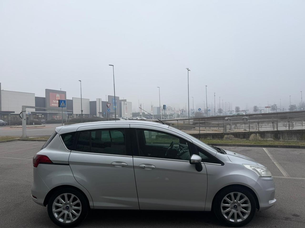 Ford B-Max 1.6 TDCi 95 CV Individual