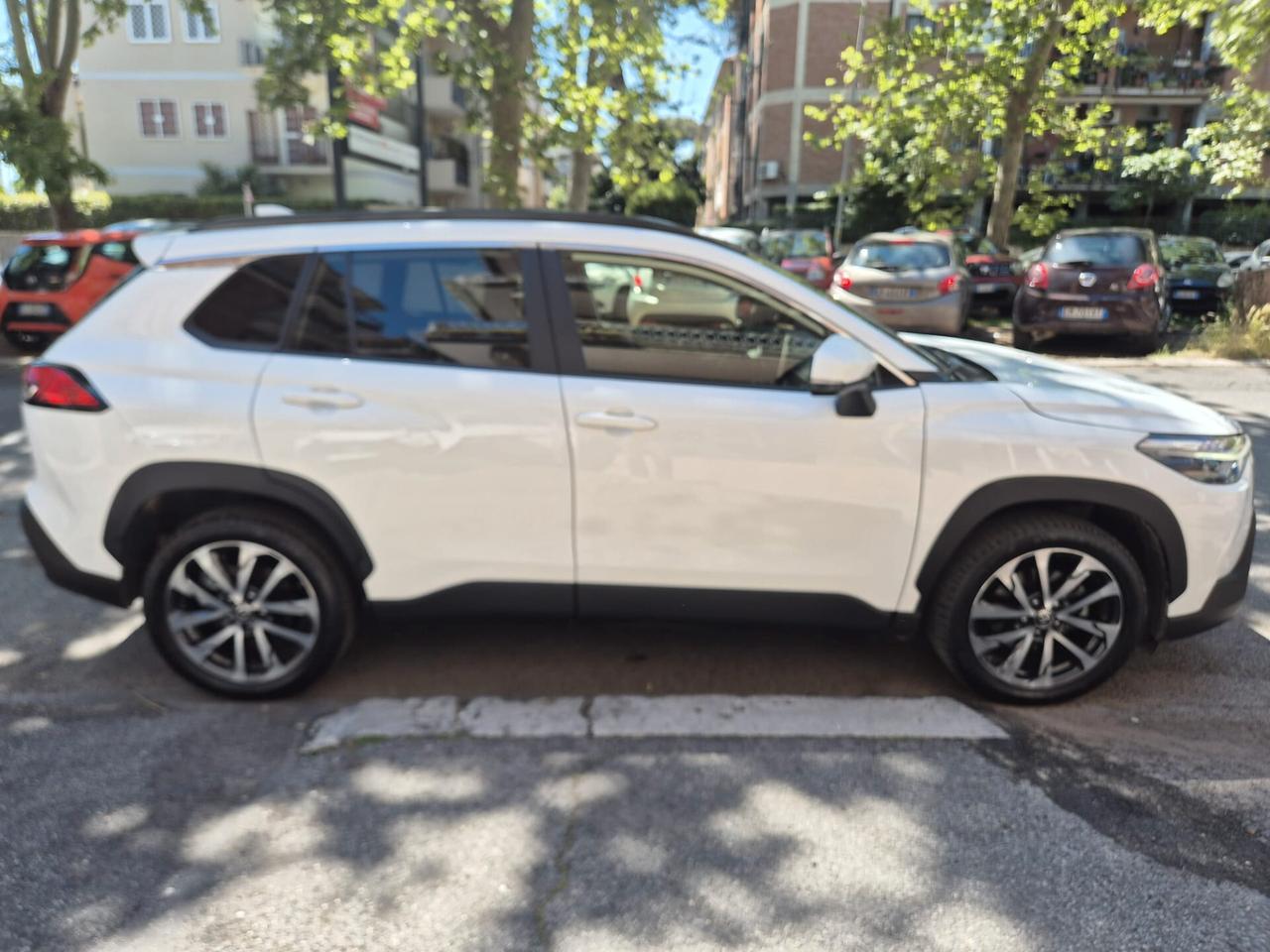 Toyota Corolla Cross 2.0 Hybrid TETTO PANORAMICO Style