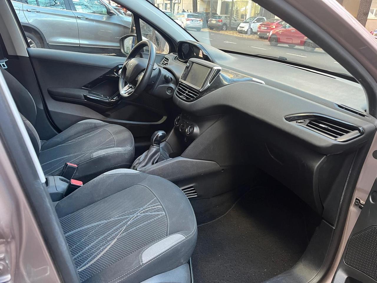 Peugeot 208 1.4 HDi 68 CV 3 porte Access