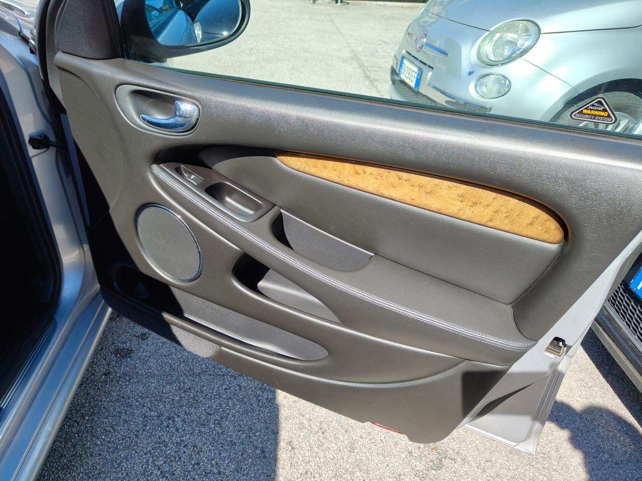 Jaguar X-Type 2.5 V6 24V cat Executive
