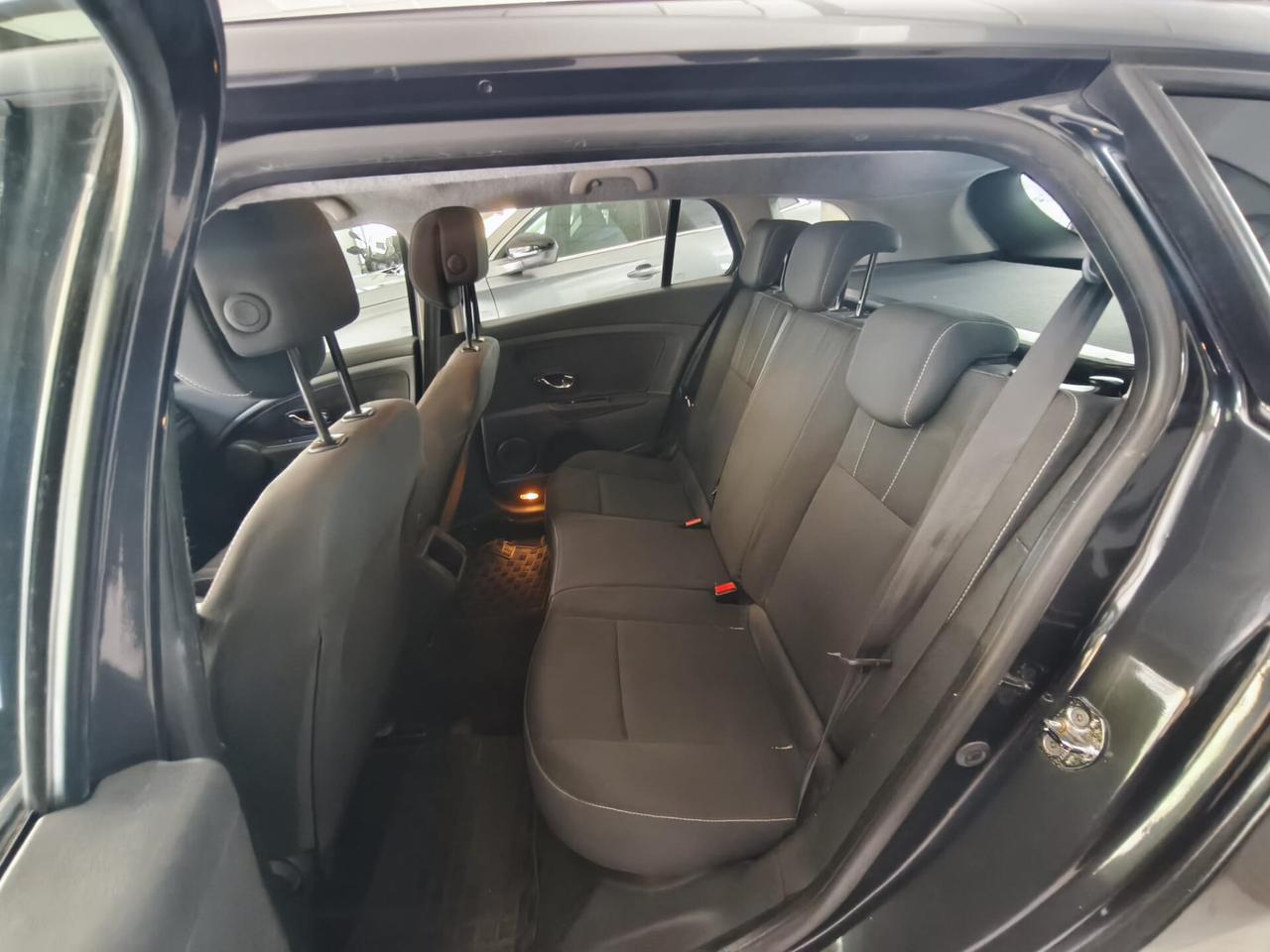 Renault Megane Mégane 1.5 dCi 110CV EDC SporTour Attractive