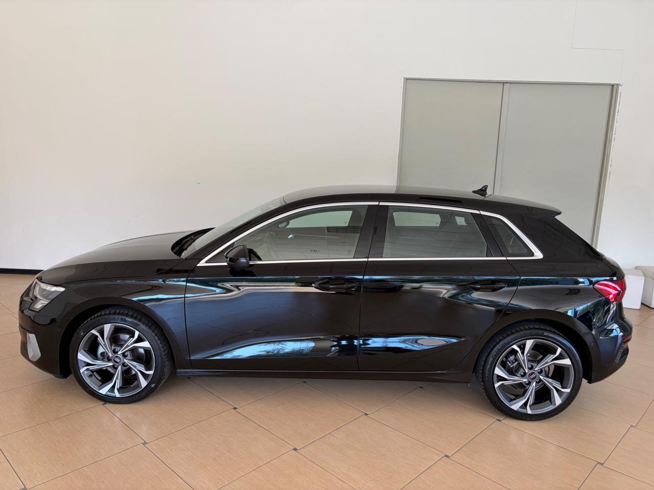 Audi A3 SPB 30 g-tron S tronic Business Advanced METANO !!