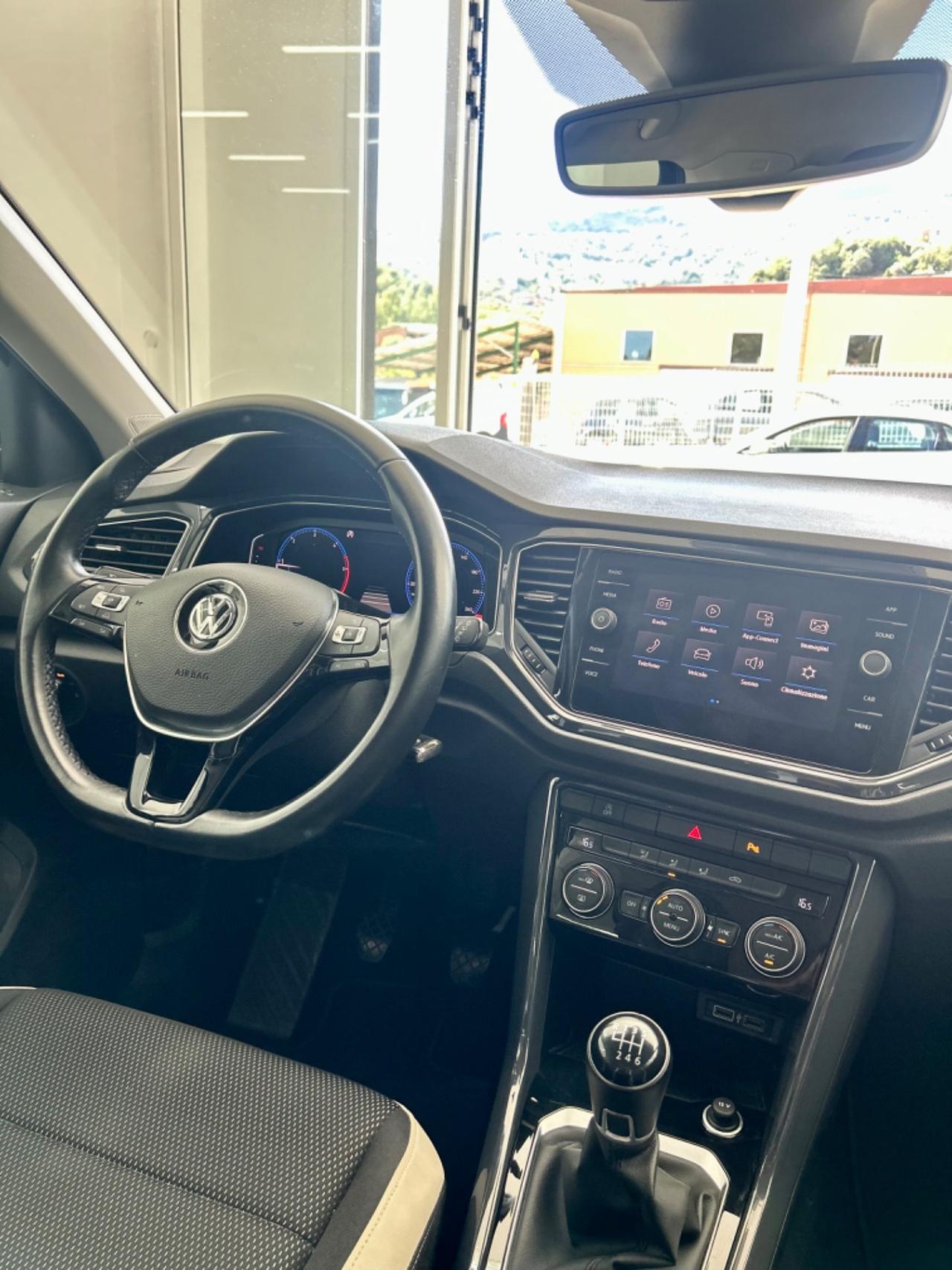 VW T-Roc 1.6 TDI SCR Style FINANZIABILE