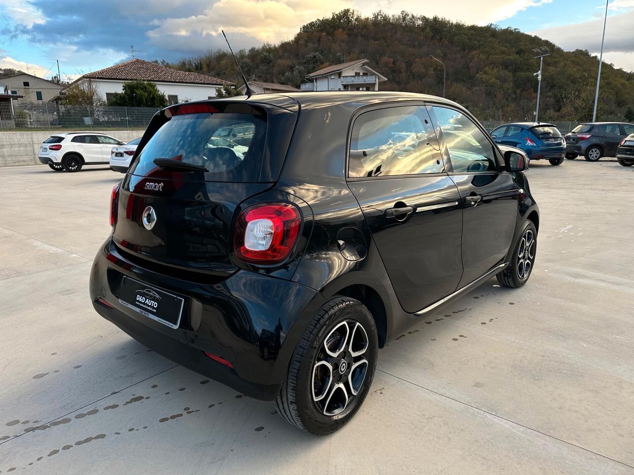 Smart ForFour 70 1.0 Youngster