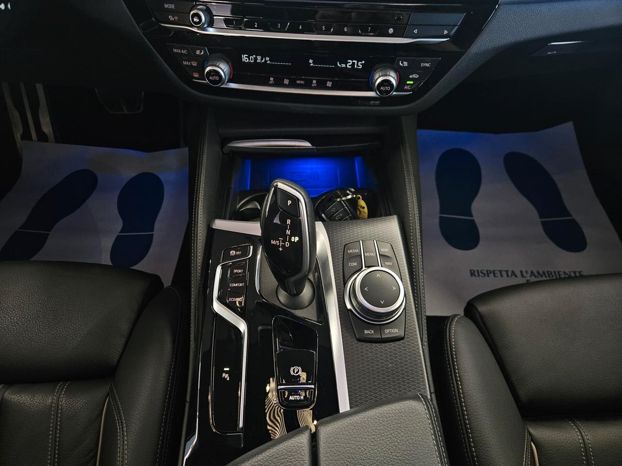 BMW 520 Berlina LCI mhev 48V Business auto