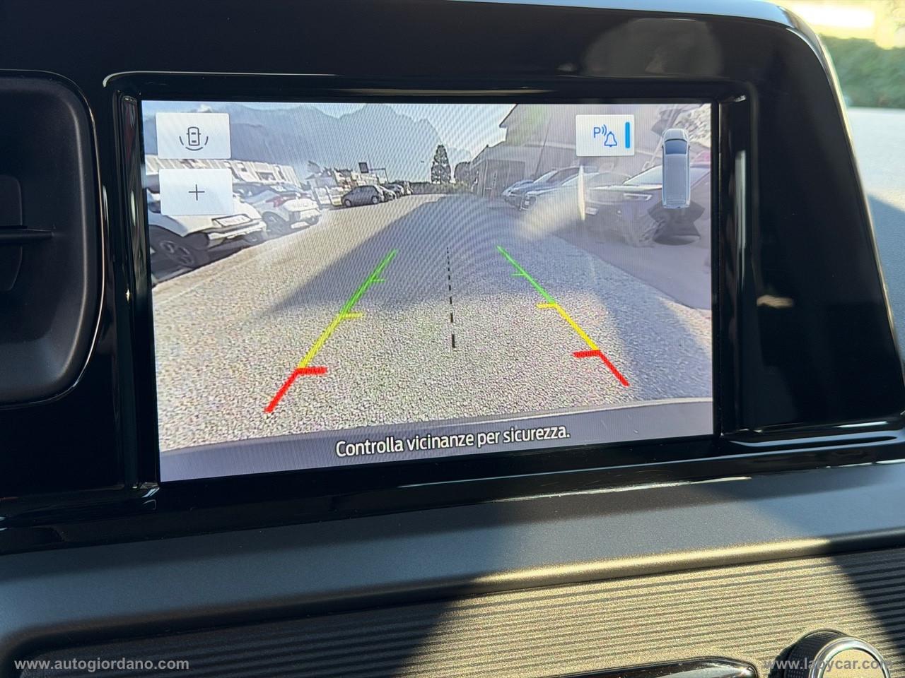 FORD Tourneo Courier 1.0 EcoBoost Titanium WINTER PACK