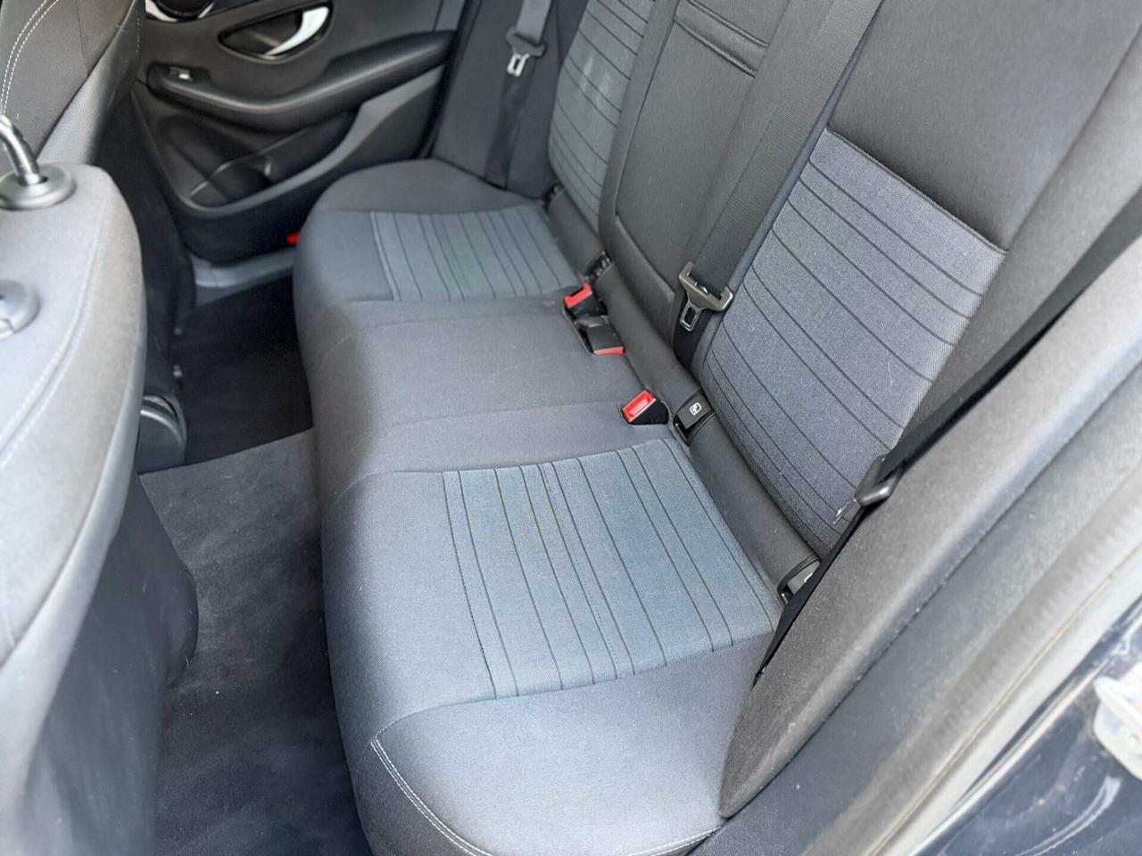 Mercedes C 180 d S.W. Auto Business