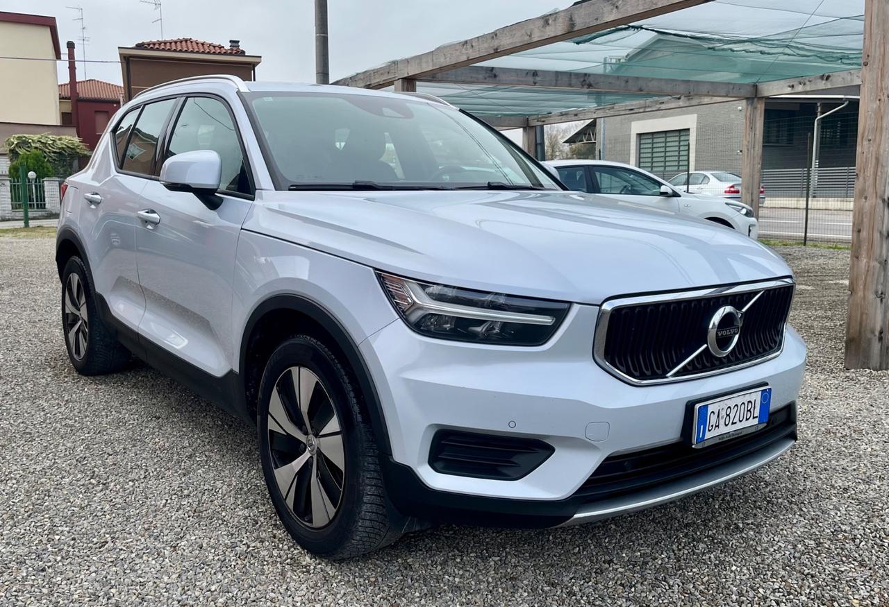 Volvo XC40 D3 AWD Momentum N1