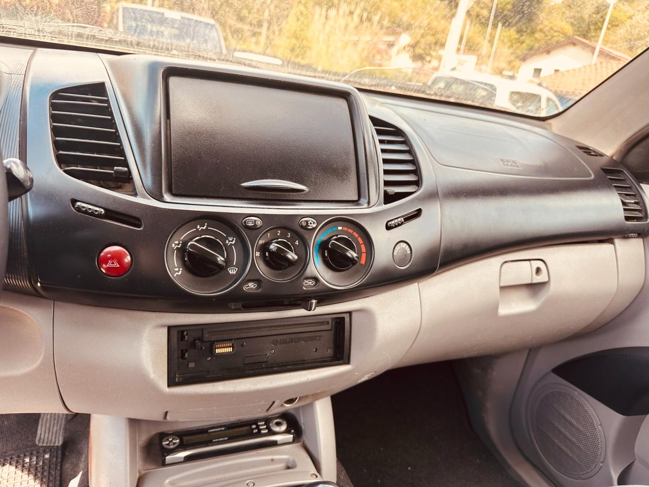 Mitsubishi L200 2.5 DI-D/136CV Double Cab Intense