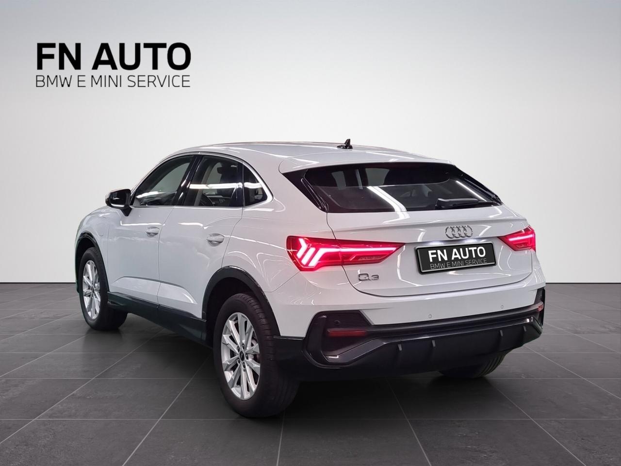 Audi Q3 SPB 45 TFSI e S tronic Business Plus