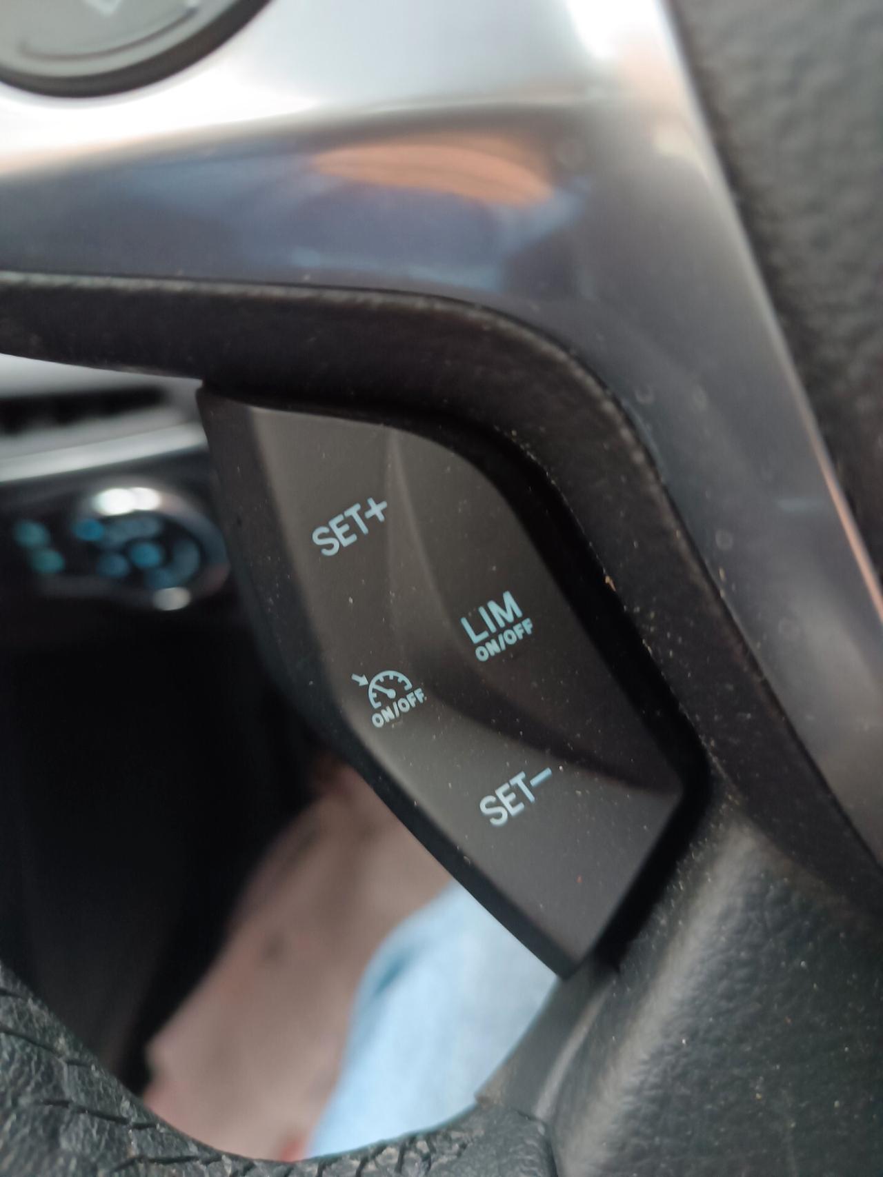 Ford Focus SW 1.6 TDCi 115 CV TITANIUM