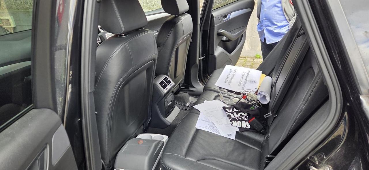 Audi Q5 3.0 V6 TDI quattro S tronic VOLANE A DESTRA