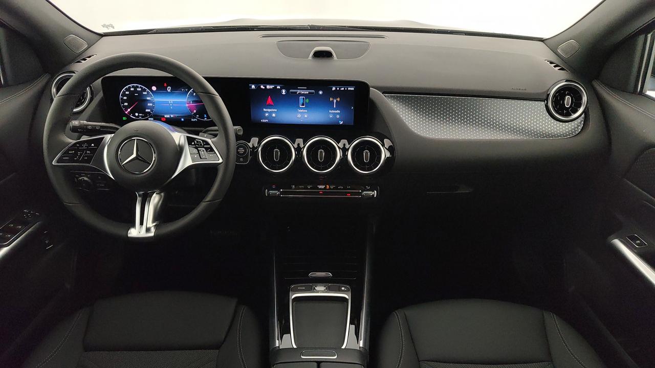 Mercedes-Benz GLA 200 d automatic