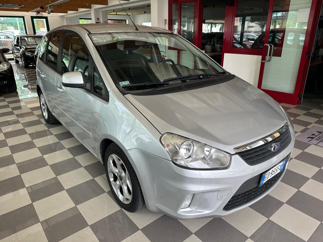 Ford C-Max 1.6 TDCi 110 CV Titanium Neopatentati