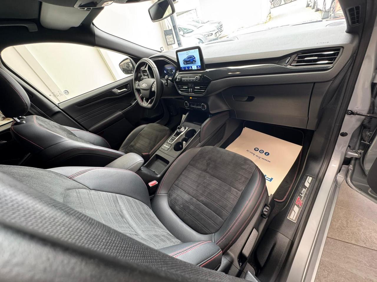 Ford Kuga 2.5 Plug In Hybrid 225 CV CVT 2WD ST-Line X