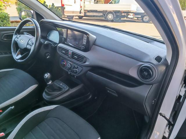 HYUNDAI i10 1.0 MPI Connectline