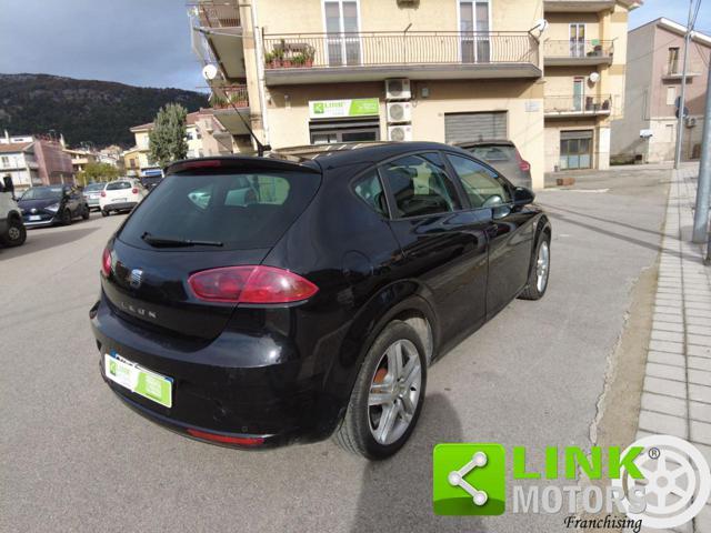 SEAT Leon 2.0 TDI DPF DSG Style (MY09)