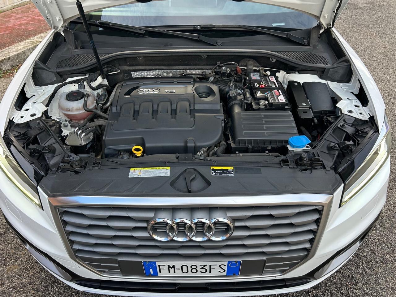 Audi Q2 1.6 TDI Sport strafull !!!!!