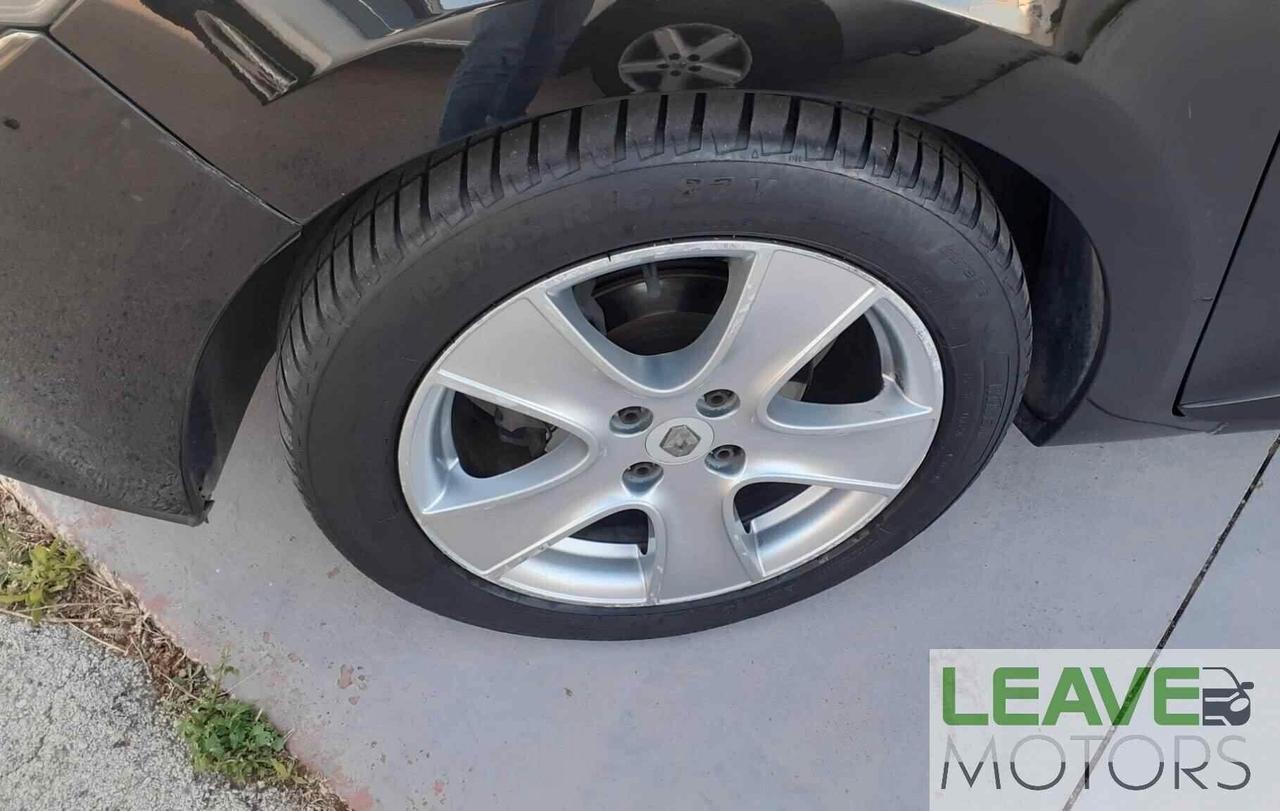 Renault Clio 1.2 75CV GPL (M1369)