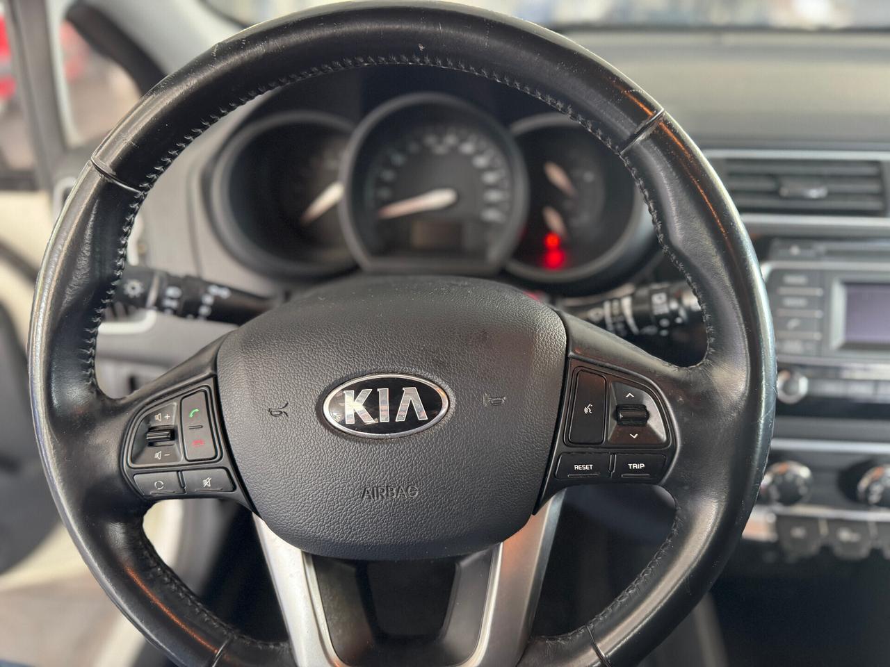 Kia Rio 1.1 CRDi 5p. Cool