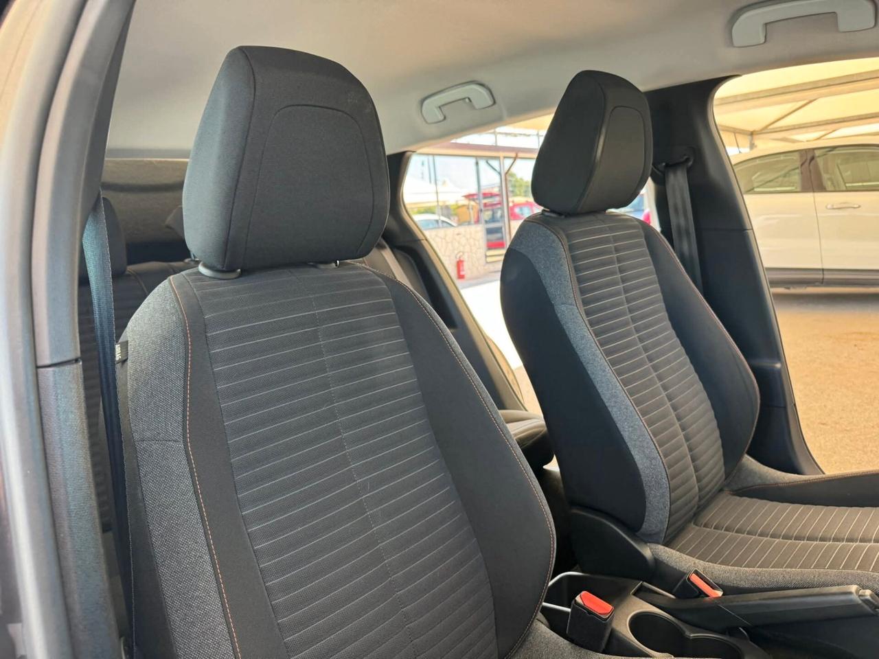 PEUGEOT 2008 1.2 PURETECH 100CV UNICO PROPRIETARIO