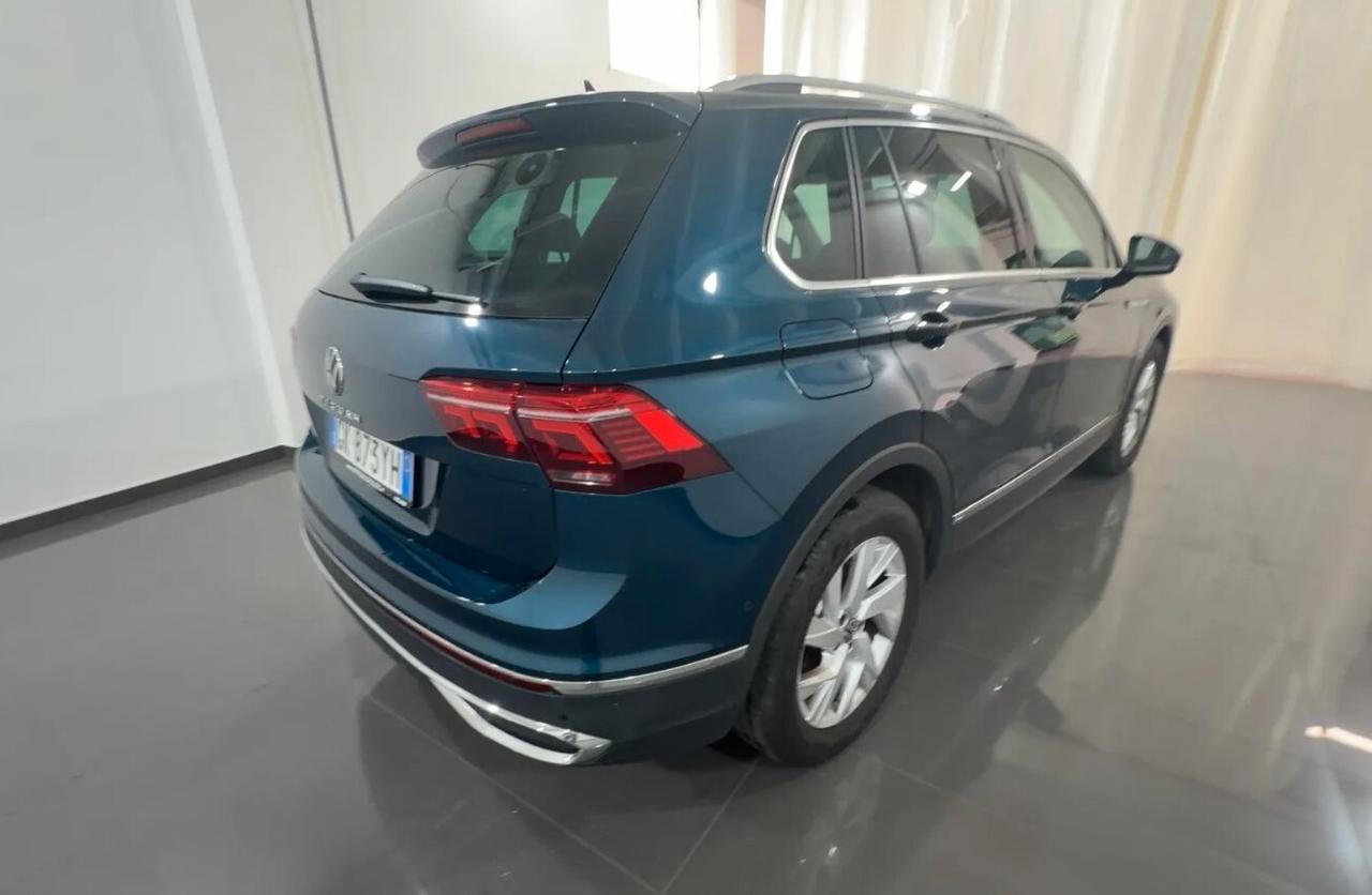 Volkswagen Tiguan 2.0 TDI 150 CV SCR DSG Elegance