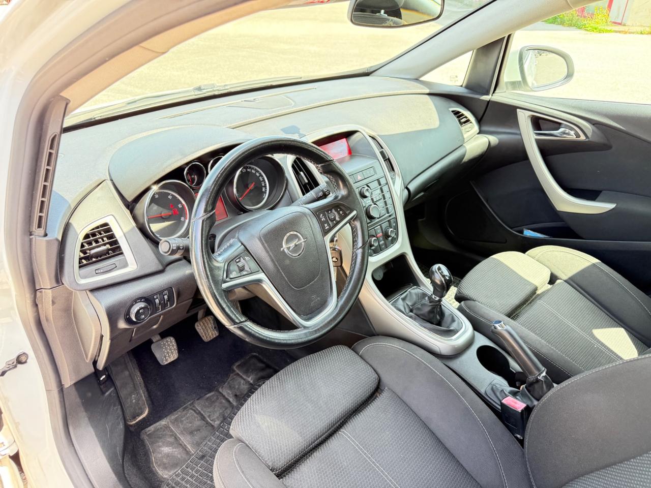 Opel Astra 1.7 CDTI 110CV 5 porte Cosmo