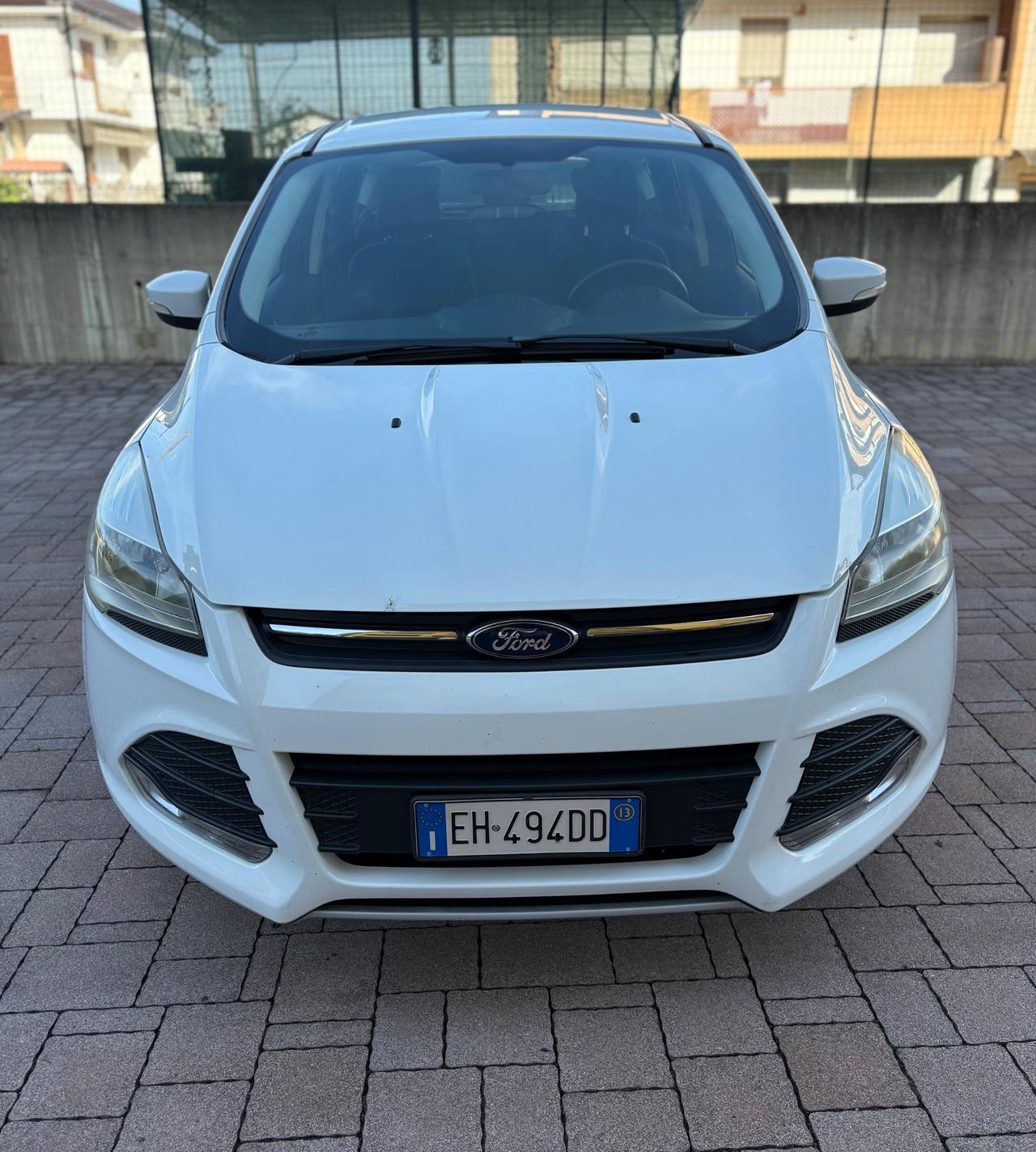 Ford Kuga 2.0 TDCI 140 CV 4WD Powershift