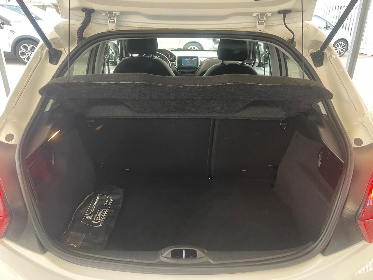 Peugeot 208 1.2 PureTech 82 5 porte Allure