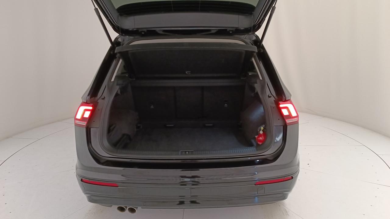 VOLKSWAGEN Tiguan 2.0 tdi Advanced R-Line Exterior Pack 4motion 150cv dsg
