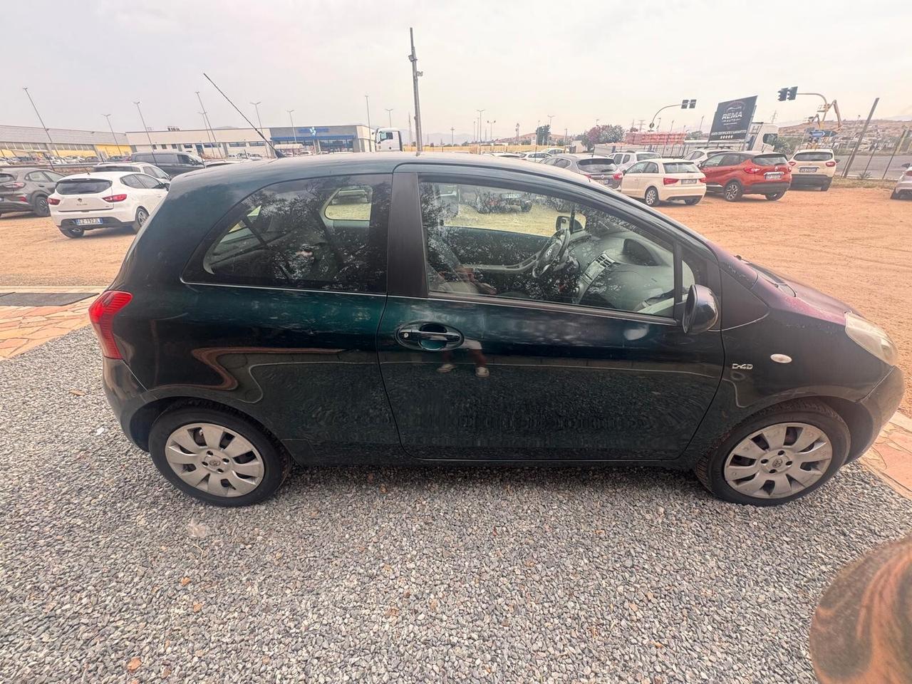Toyota Yaris 1.4 D-4D automatica