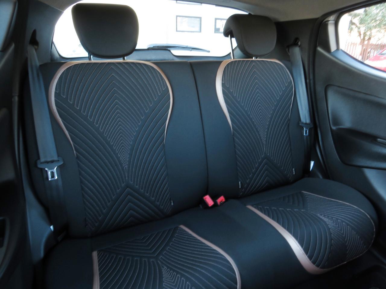 Lancia Ypsilon 1.0 firefly hybrid Alberta Ferretti. cerchi/sensori/android/fendinebbia