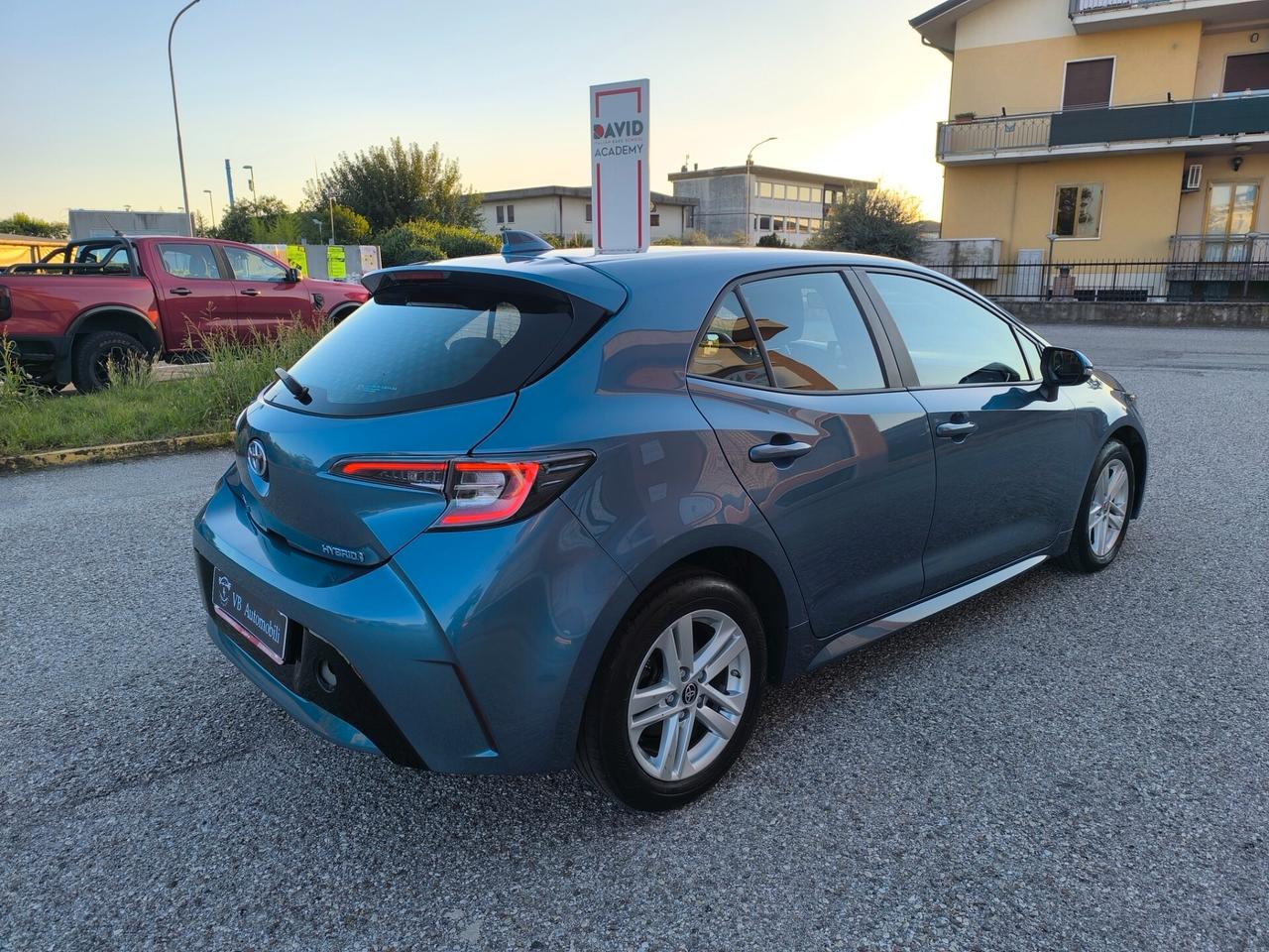 Toyota Corolla 1.8 Hybrid Active