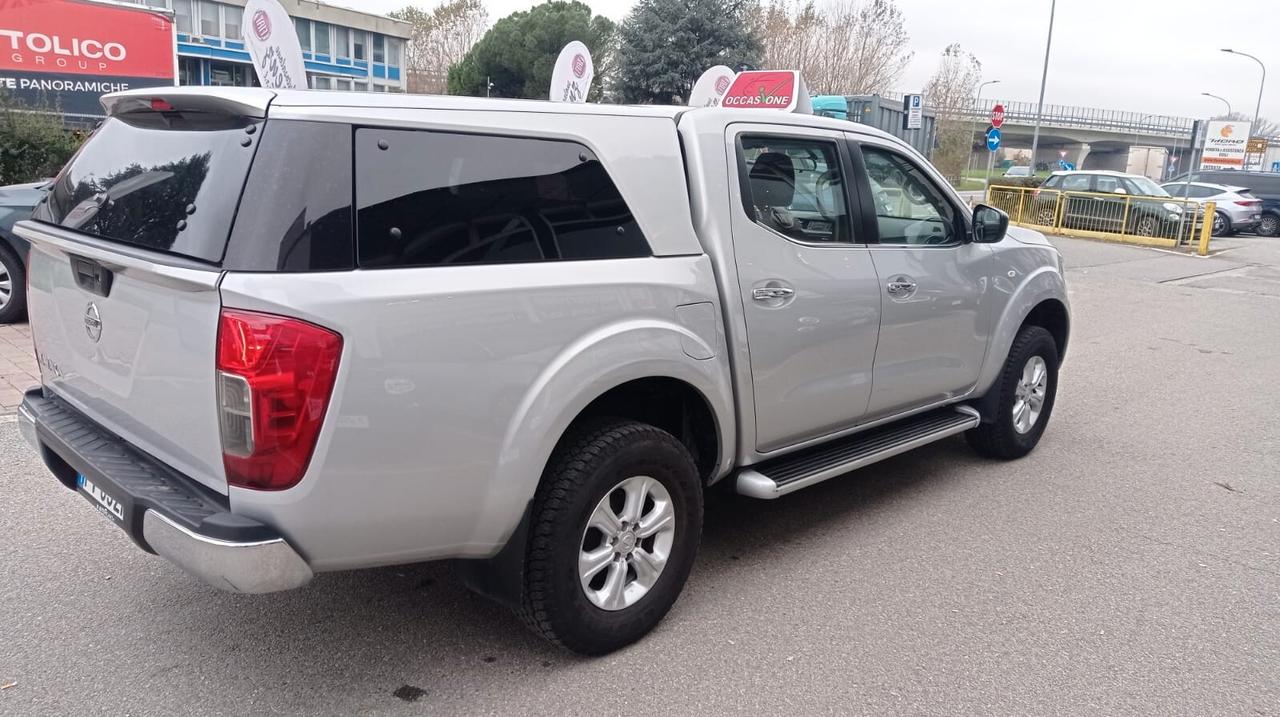 Nissan Navara 2.3 dCi 4WD Double Cab Visia hard top