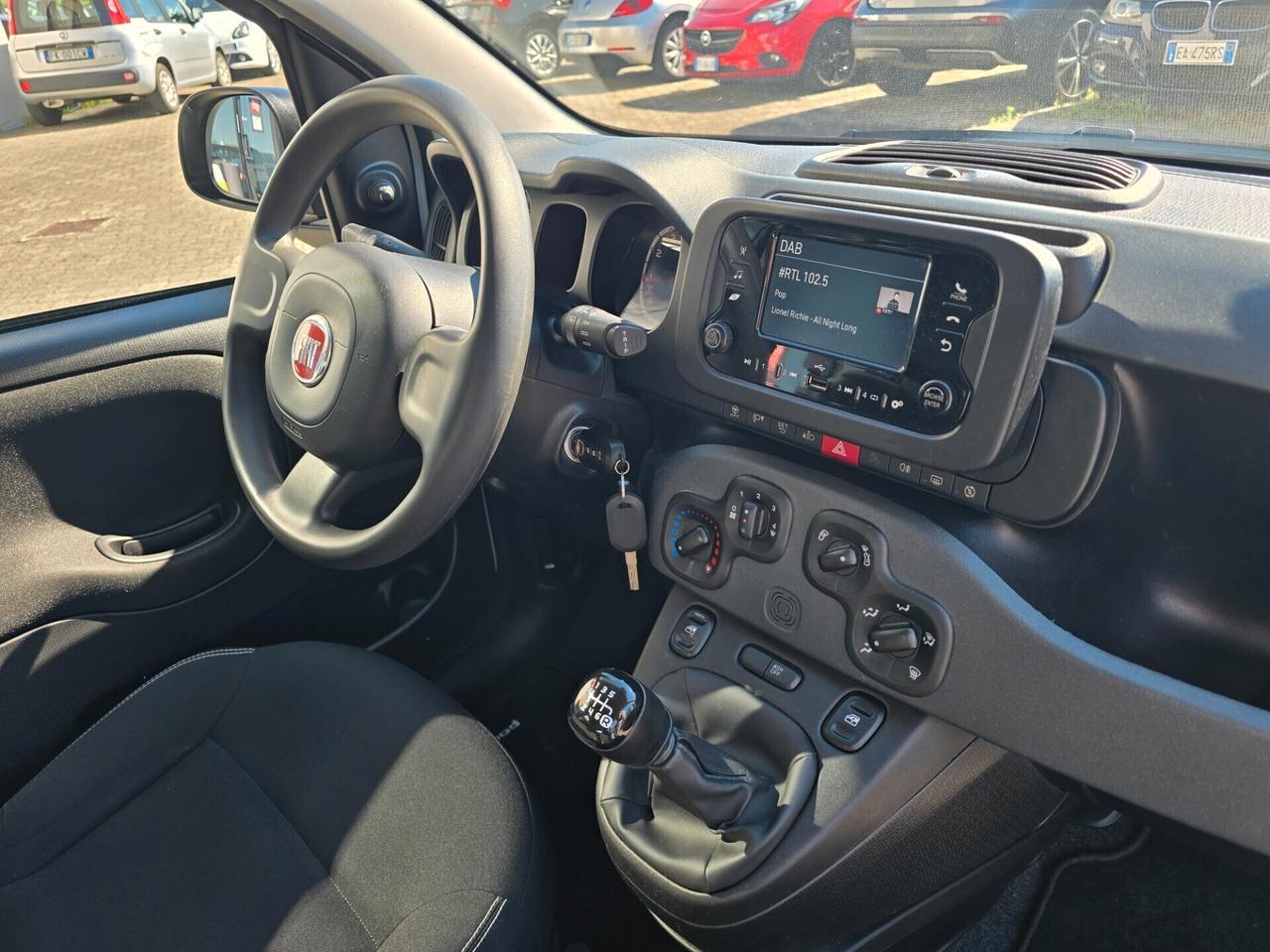 Fiat Panda Cross 1.0 Hybrid - BLUETOOTH
