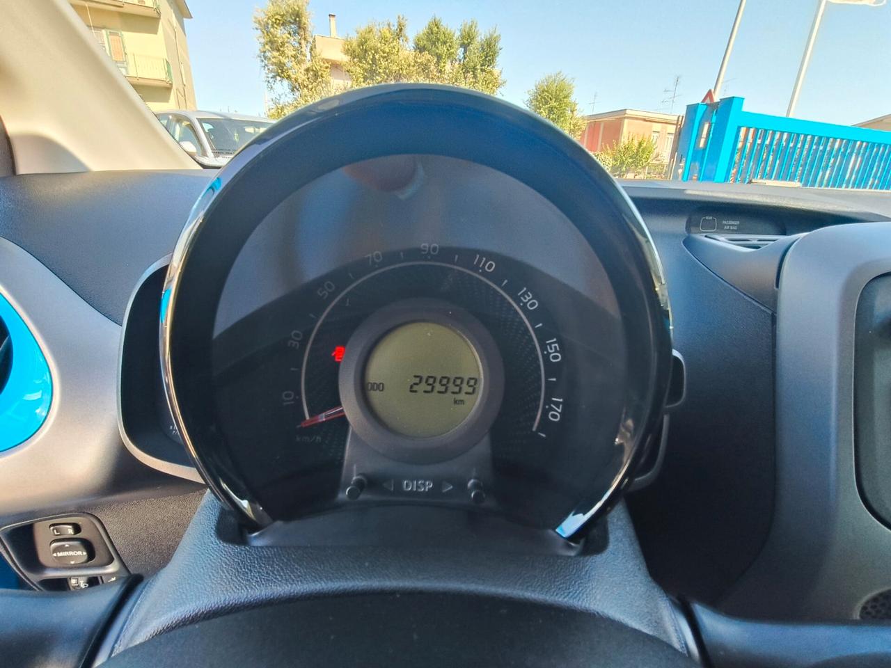 Toyota Aygo 1.0 VVT-i 72 CV 5 porte x-cool