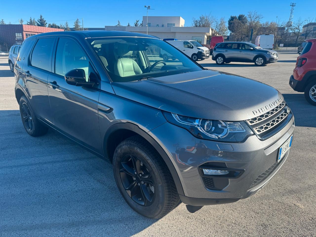 Land Rover Discovery TD4 150 CV GANCIO TRAINO