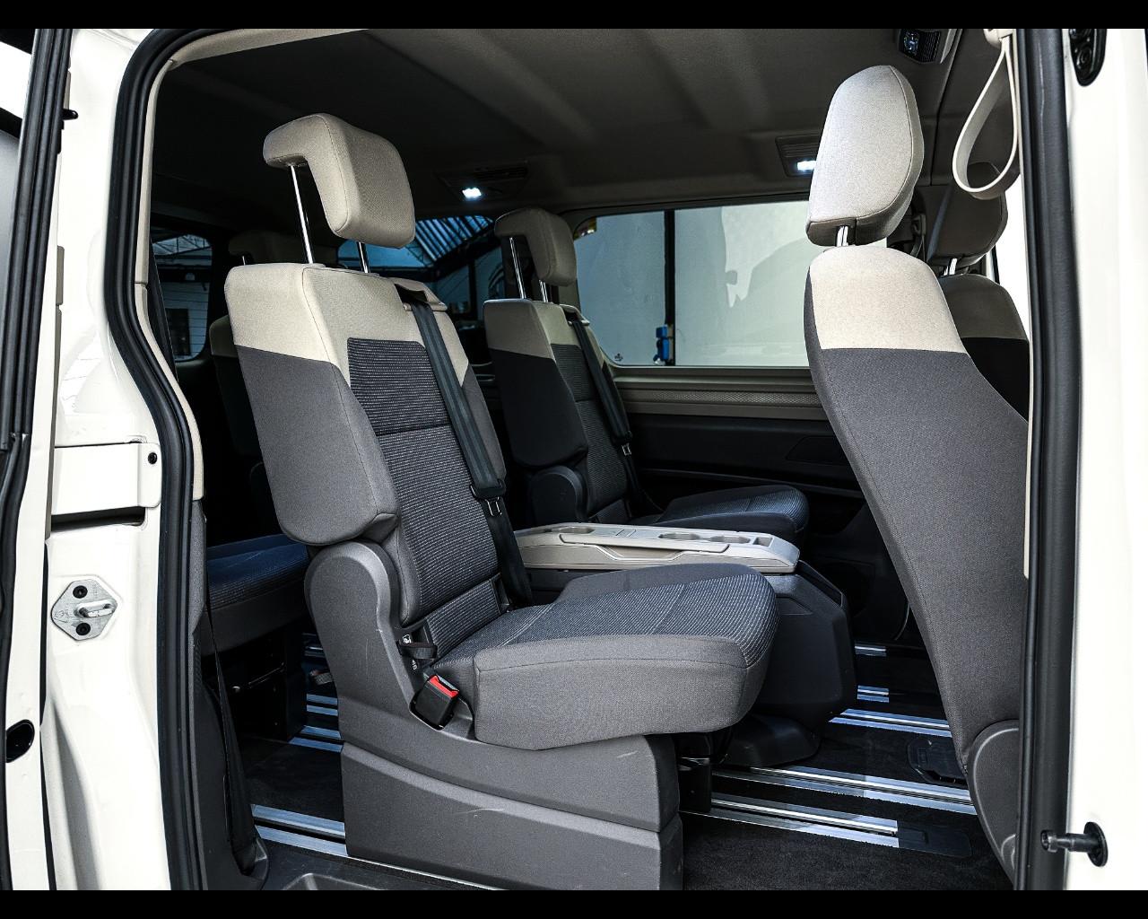 VOLKSWAGEN Multivan 7ª '21-> - Multivan 2.0 TDI 150CV DSG Space