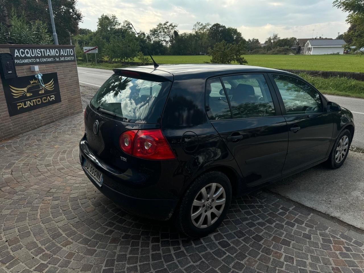 Volkswagen Golf 1.9 TDI 5p. Sportline