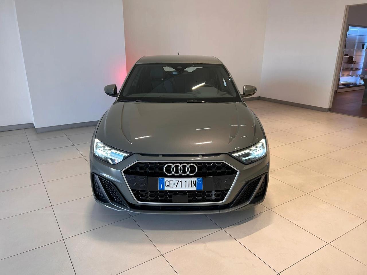 Audi A1 SPB 35 TFSI S tronic line edition