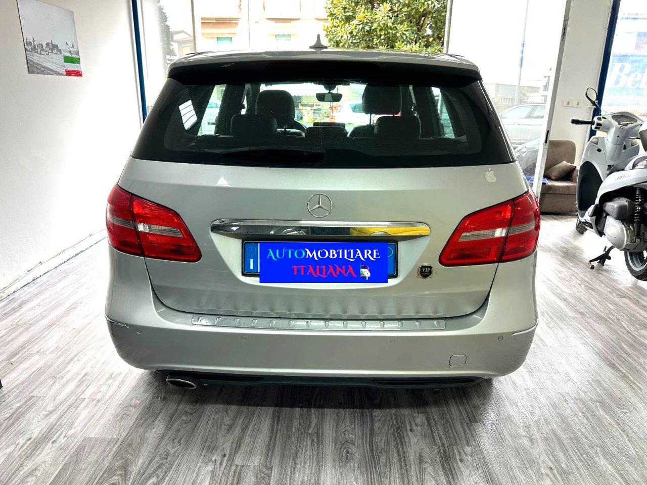Mercedes-Benz B 180 B 180 be Premium