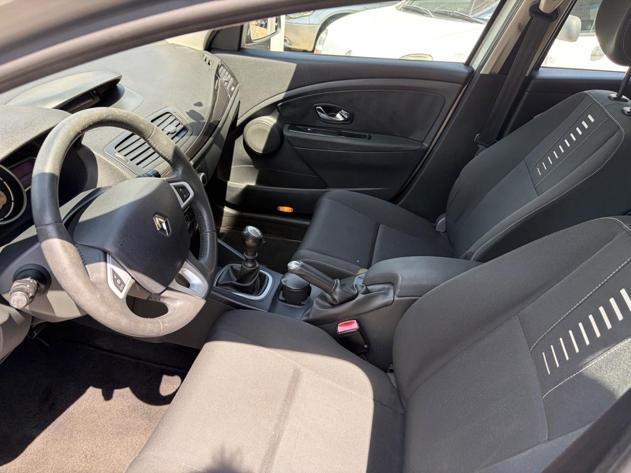 Renault Megane Mégane 1.5 dCi 110CV EDC SporTour GT Line