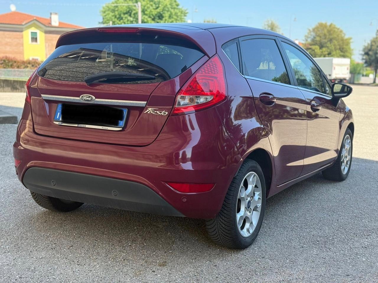 Ford Fiesta 1.2 82 CV 5 porte Titanium