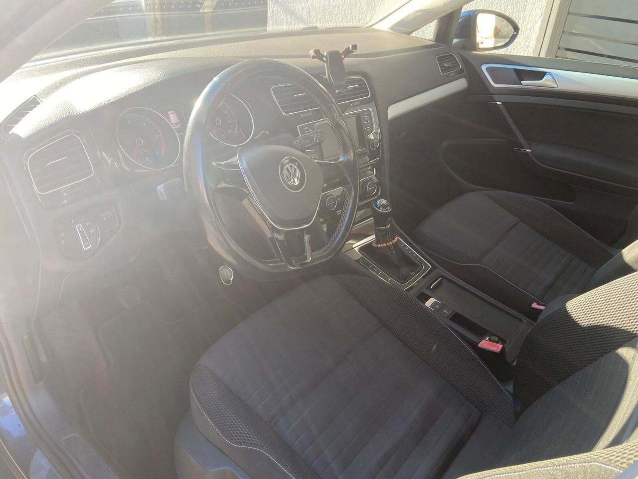 Volkswagen Golf 5p 1.6 tdi CUP edition 110cv