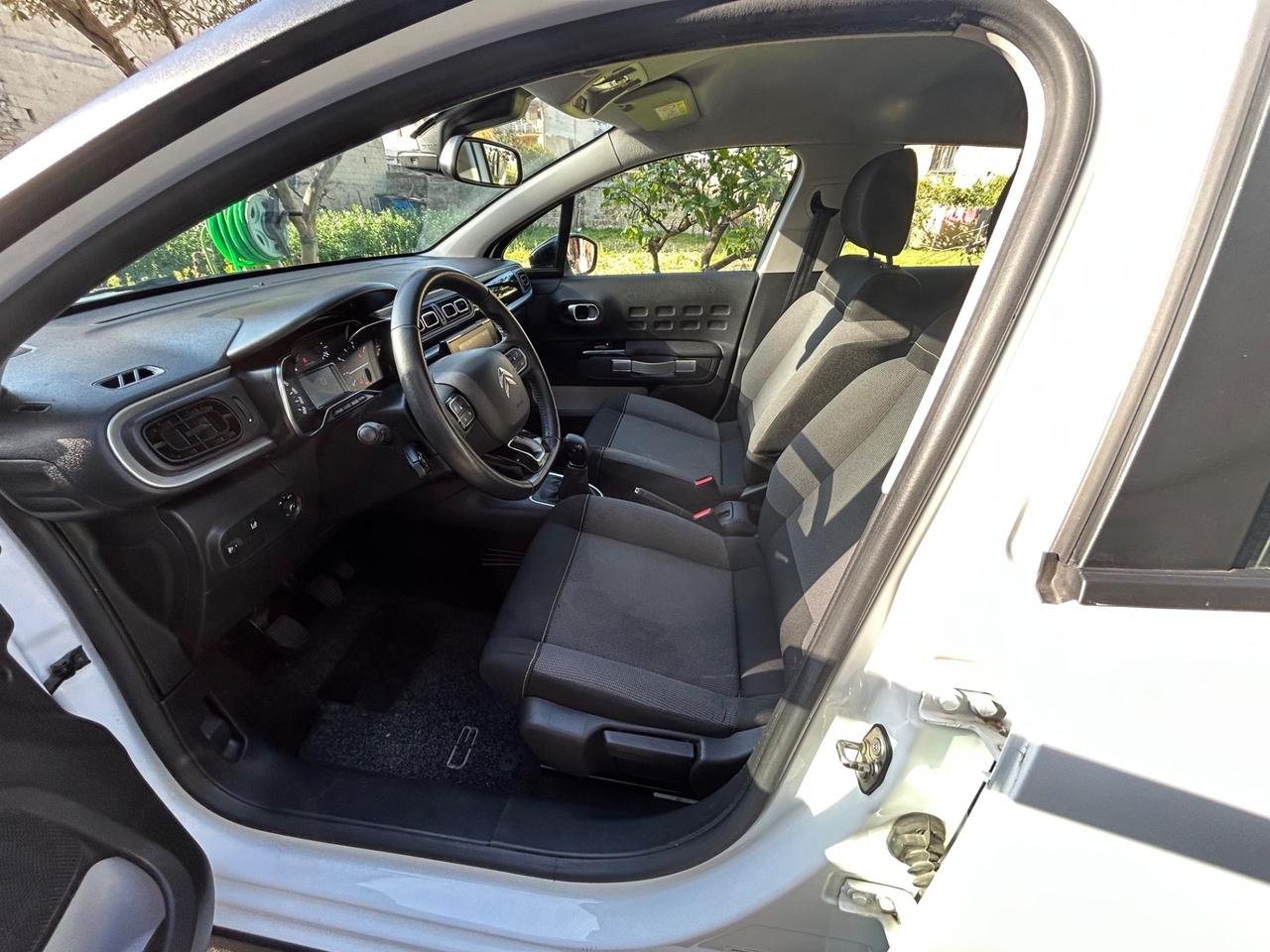 Citroen C3 PureTech 82 S&S Shine