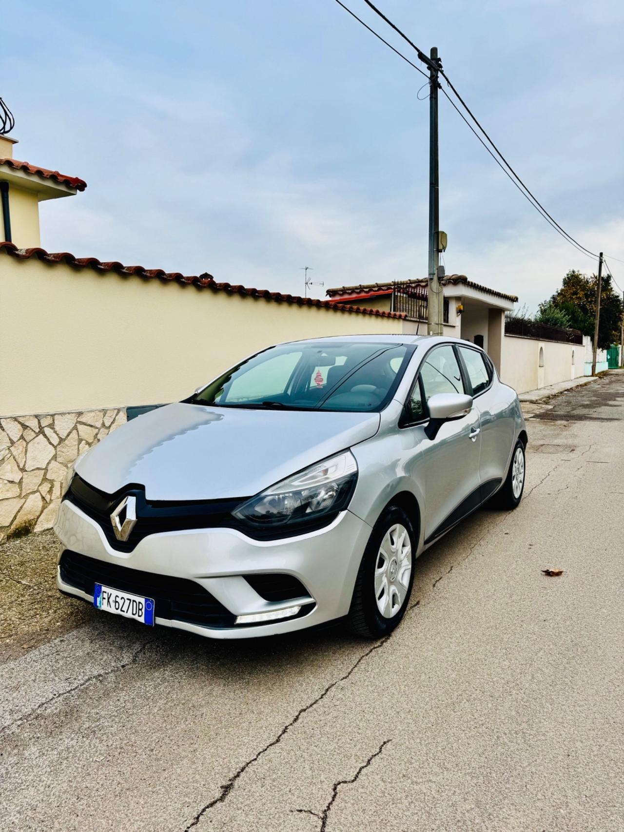 Renault Clio 1.2 75CV 5 porte Life