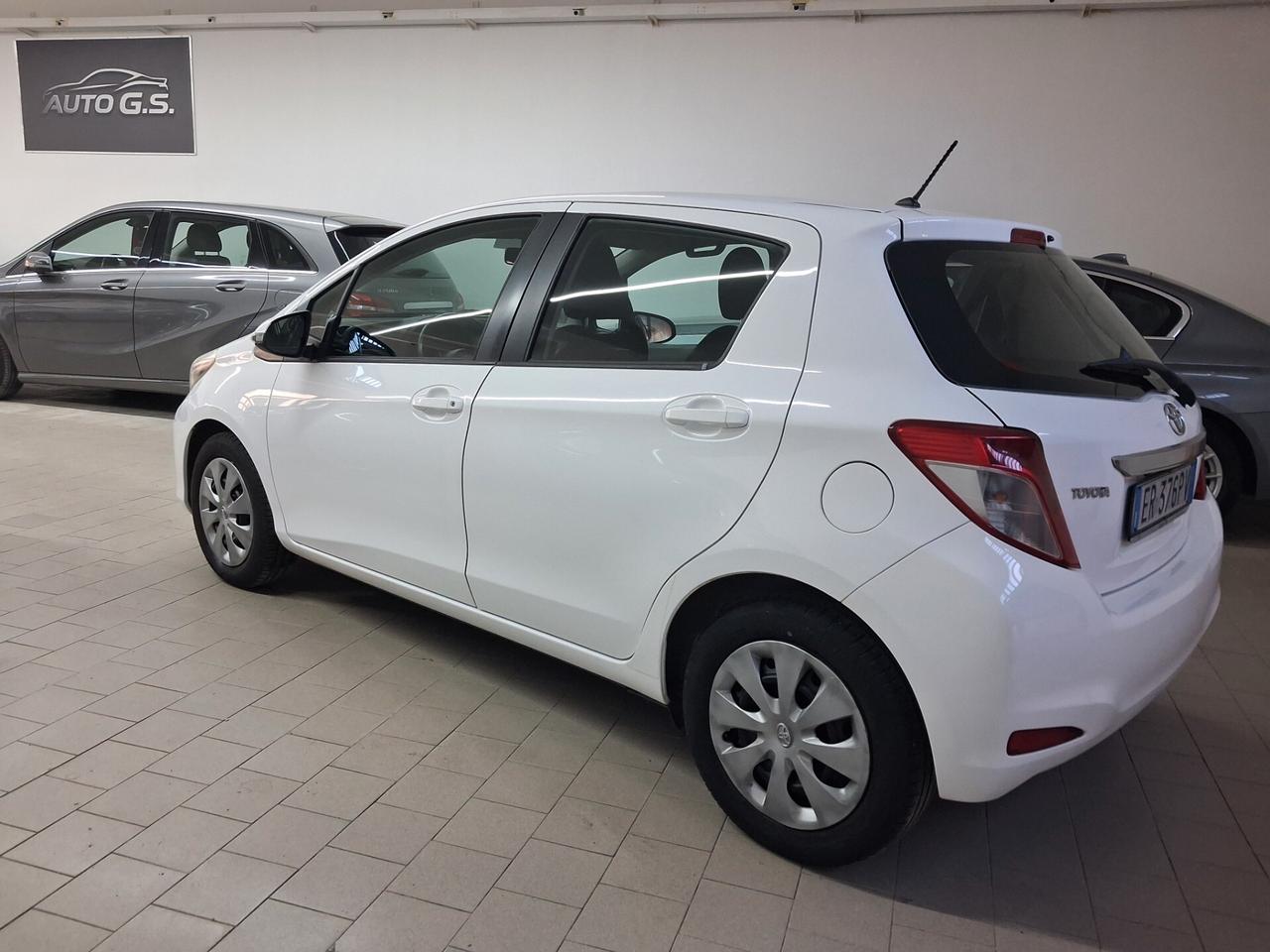 Toyota Yaris 1.0 5 porte Lounge