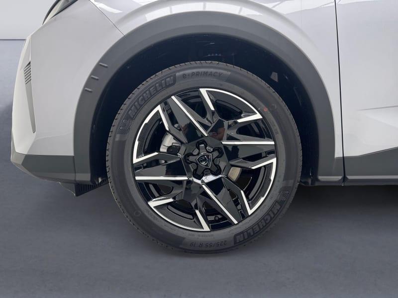PEUGEOT 3008 HYBRID 145 E-DCS6 ALLURE