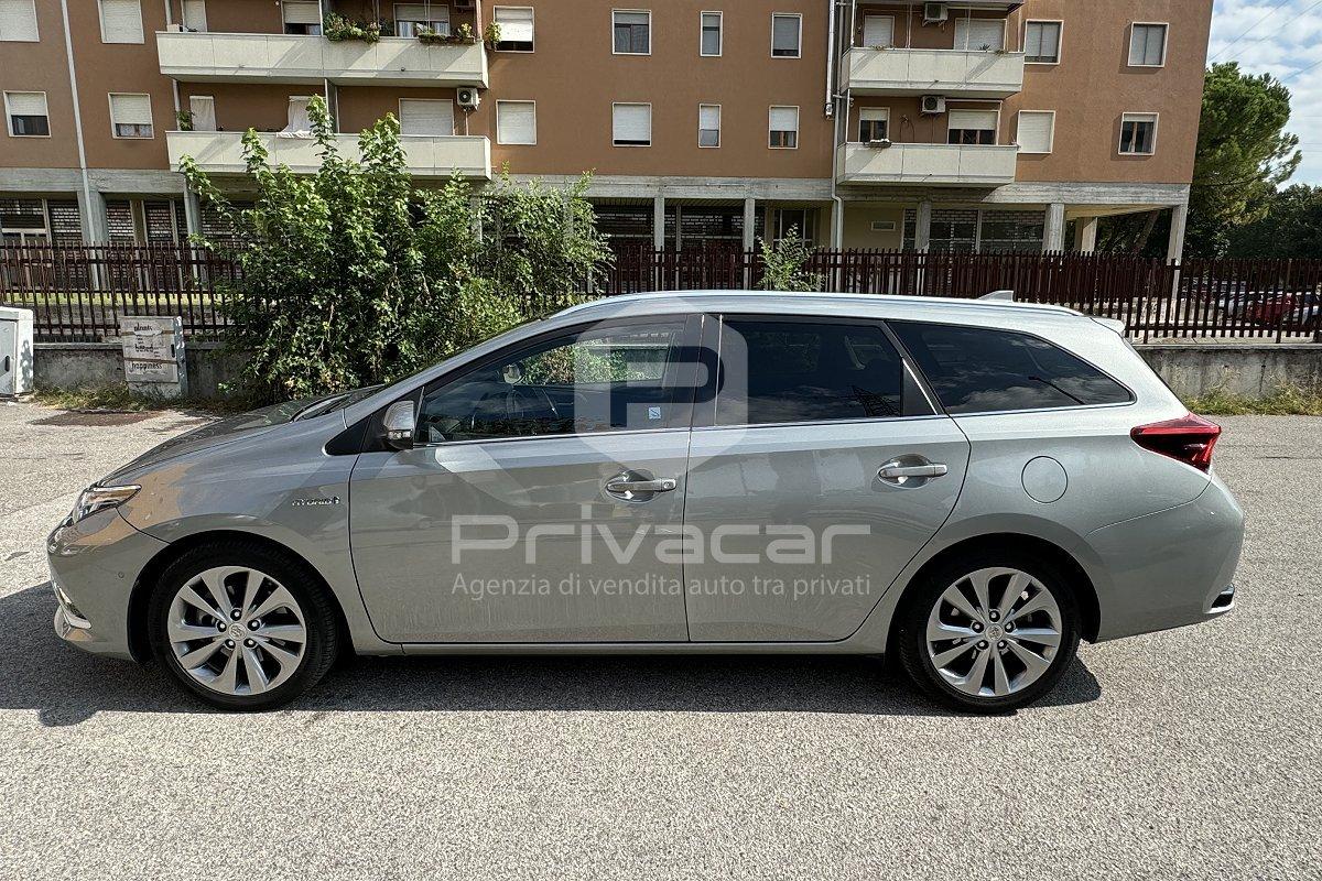 TOYOTA Auris Touring Sports 1.8 Hybrid Lounge