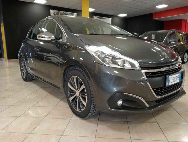 PEUGEOT 208 1° serie PureTech 82 5 porte Allure